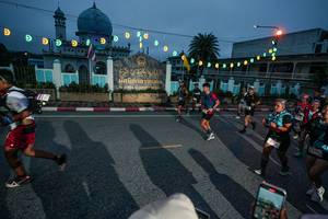 BIB: 
                            <button type="button" onclick="openModal(26231719)" class="btn btn-primary btn-sm float-right btn-popup" data-toggle="modal" data-target=".modal-high-quality">
                        <i class="fas fa-shopping-cart"></i> Add to Cart
                    </button>
                                            <button type="button" onclick="isThisMe(26231719, true)" class="btn btn-success btn-sm float-right btn-popup btn-isme hidden" data-toggle="tooltip" data-placement="bottom" title="นี่คือรูปของคุณใช่ไหม คลิกที่นี่เพื่อเอาเข้าอัลบั้ม">
                        <i class="fas fa-plus"></i> Add to album
                    </button>
                    <button type="button" onclick="isThisMe(26231719, false)" class="btn btn-warning btn-sm float-right btn-popup btn-isnotme hidden">
                        <i class="fas fa-ban"></i> Remove from album
                    </button>